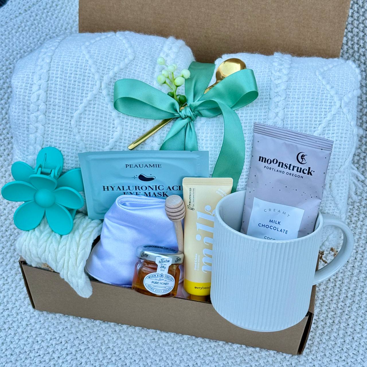 🌿 Mint Serenity Box – Calm, Comfort & Gentle Care