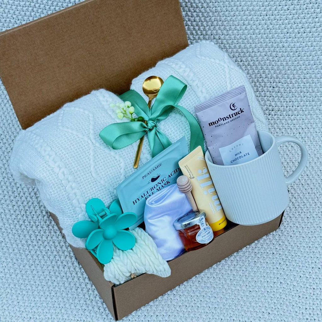 🌿 Mint Serenity Box – Calm, Comfort & Gentle Care