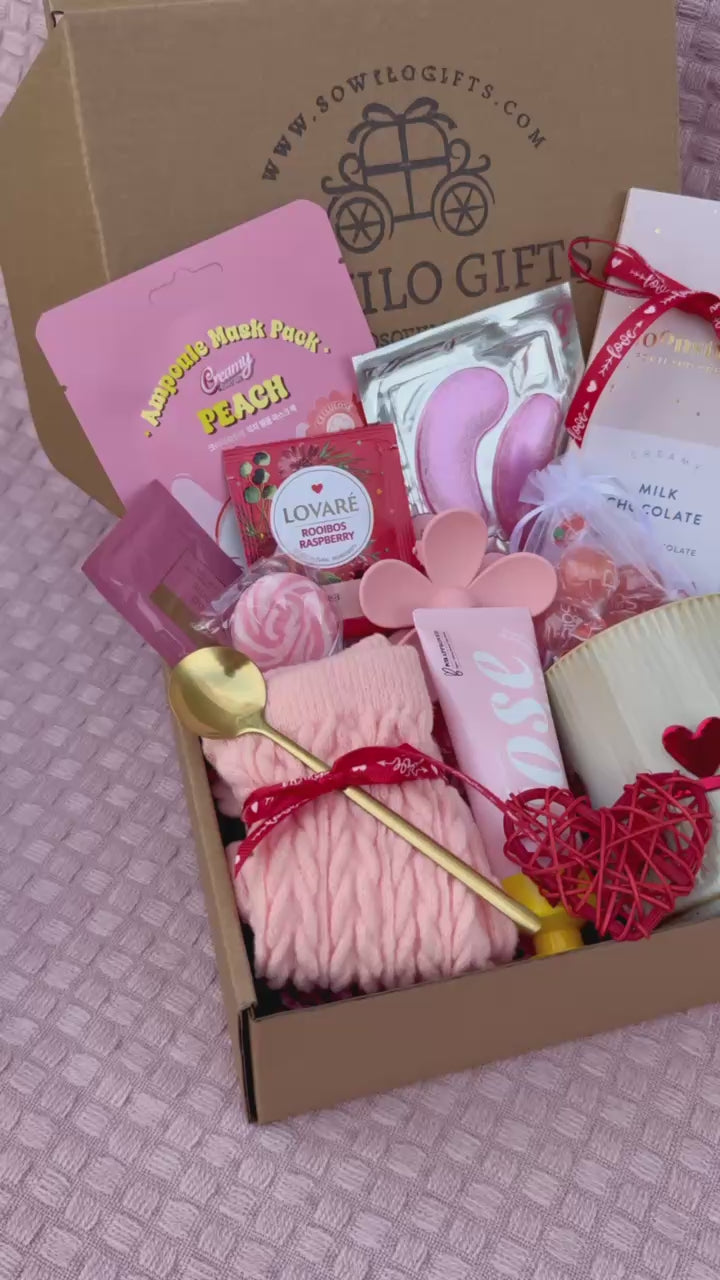 Relax Self-Care Gift Box – Cozy Spa Set with Treats